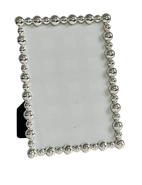 152M ABSTRACT SILVER BALLS FRAME 5 X 7'