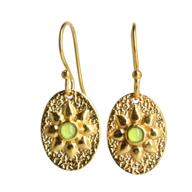 Textured gold oval drop earrings with a flower motif and a lime-green peridot centre