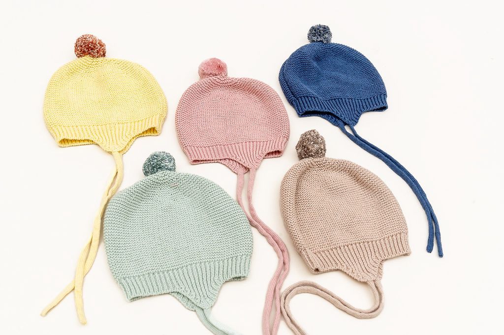 Huggie Baby Bonnet - Garter Knit with Pompom - 41503