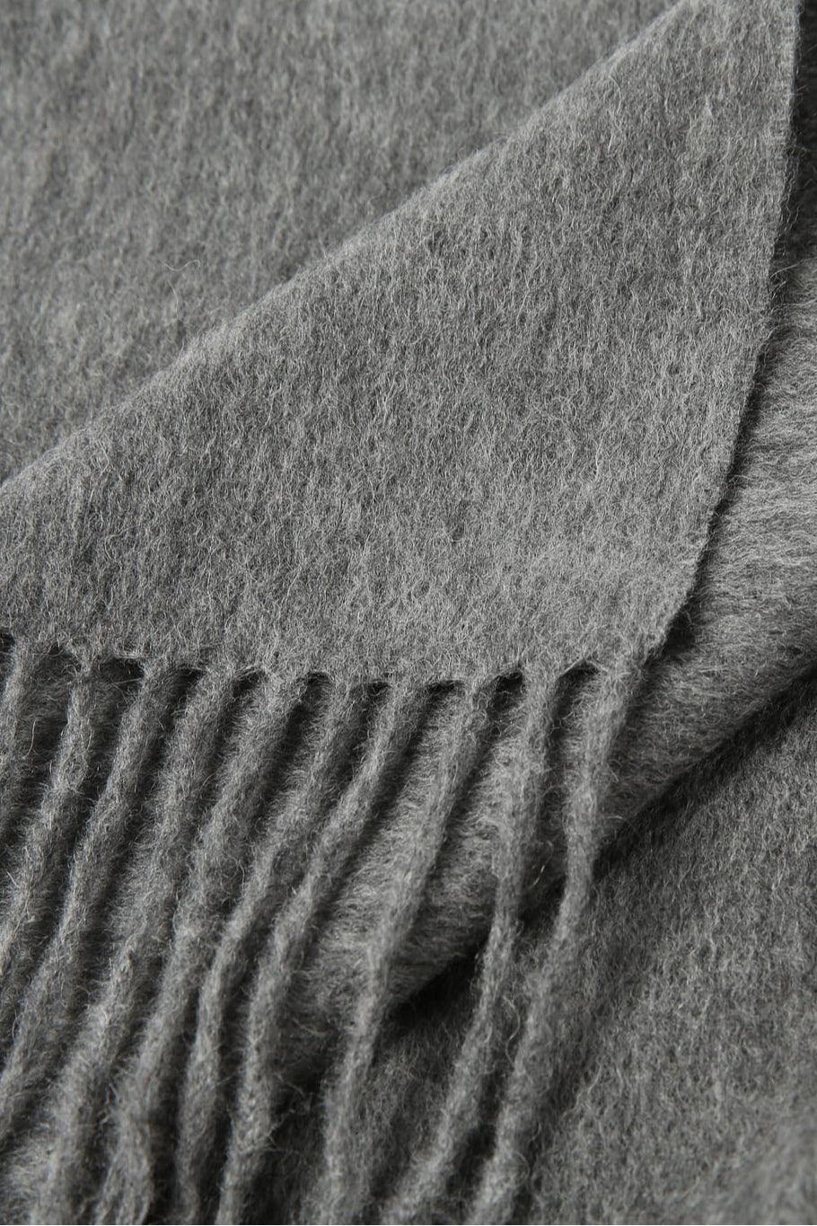 Fringe close-up of the Light Charcoal merino scarf