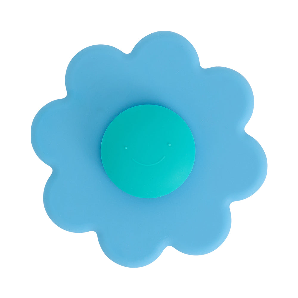Blue daisy spinner with a teal centre