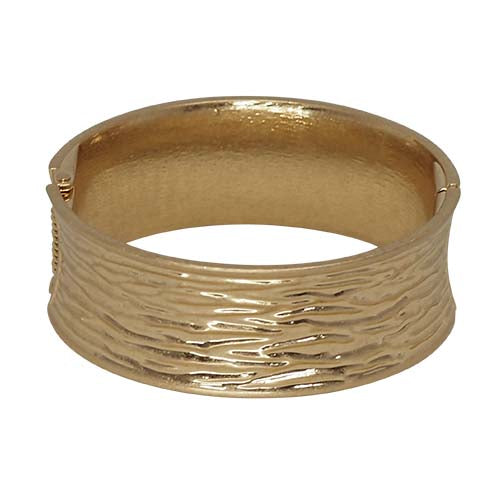 Fabienne Hinged Ripple Pattern Bangle in gold