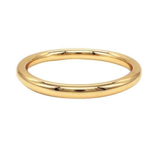 Polished gold-tone round bangle.