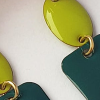 Colour swatch: Green